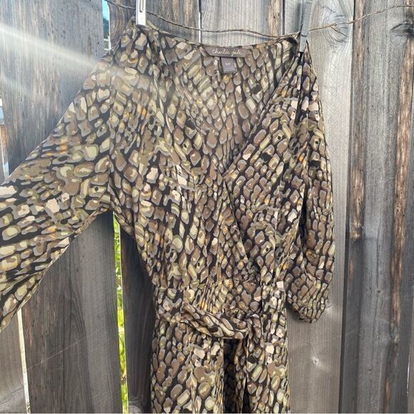 Charlie Jade 100% Silk Belted Romper Roll Tab Sleeve Size S Small Printed - Picture 2 of 14